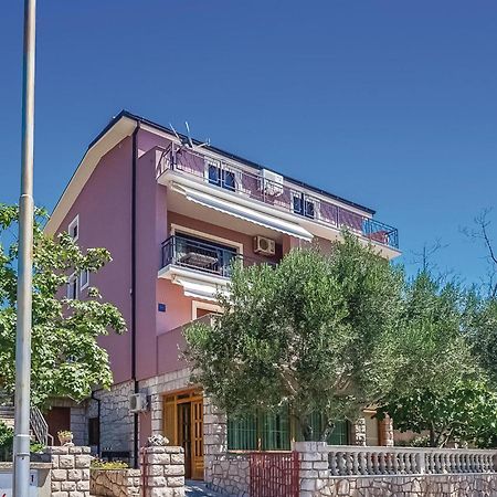Cozy Apartment In Novi Vinodolski With Kitchen Kültér fotó