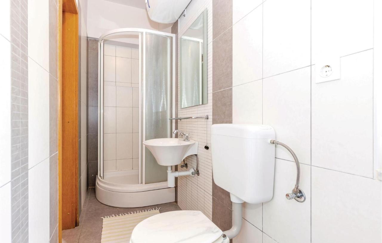 Cozy Apartment In Novi Vinodolski With Kitchen Kültér fotó